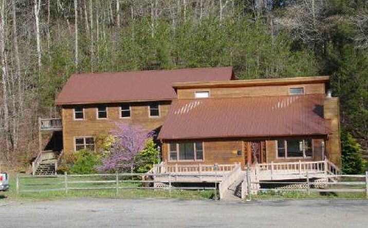 661 Appalachian Hwy, Blue Ridge