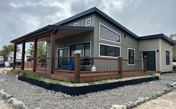 1303 Bryan Avenue, 33168