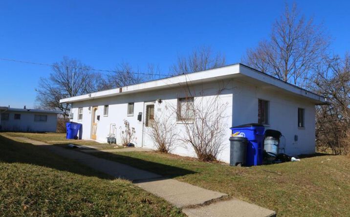 2085 Grand Boulevard, Hamilton