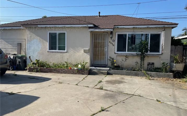 2322 Marine, Gardena