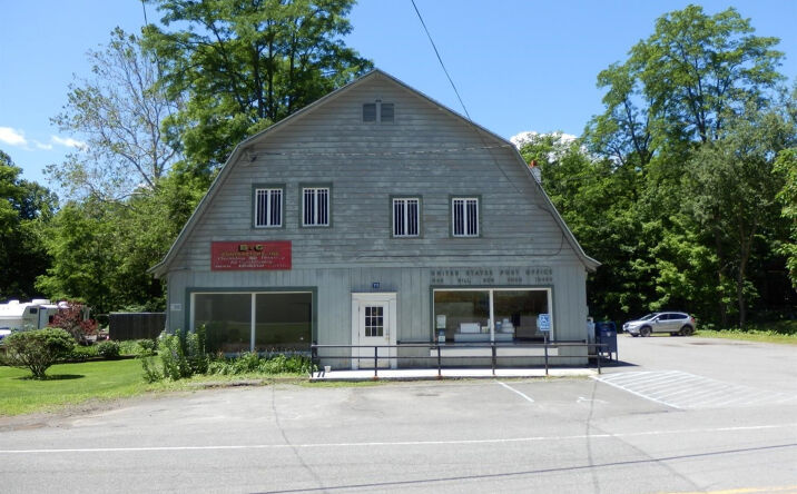 111 Oak Hill Road, Oak Hill