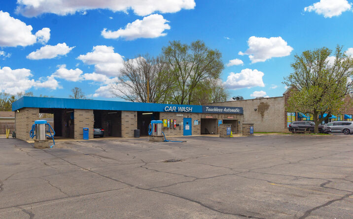602 Montgomery Rd, Montgomery
