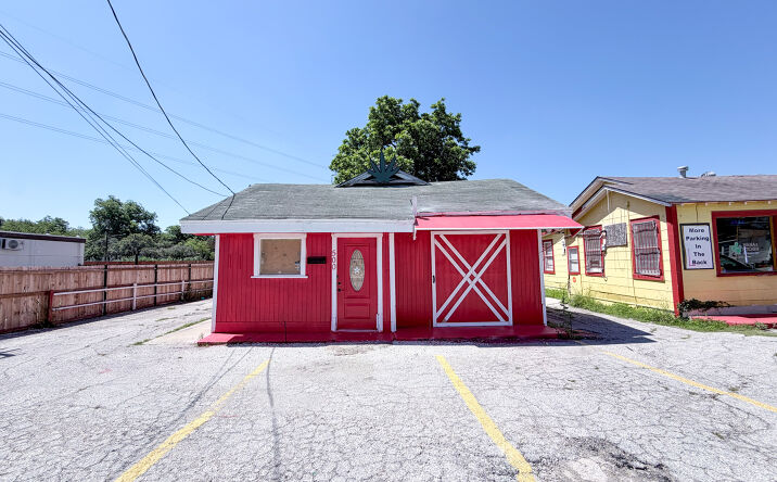 500 West Hildebrand Avenue, San Antonio