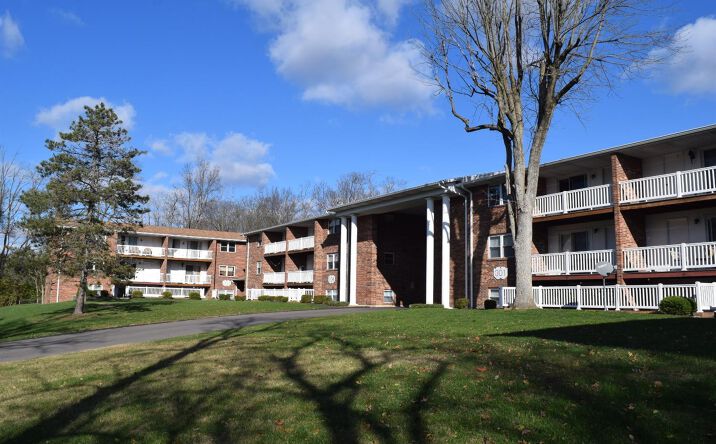 304 Brookview Court, Oxford