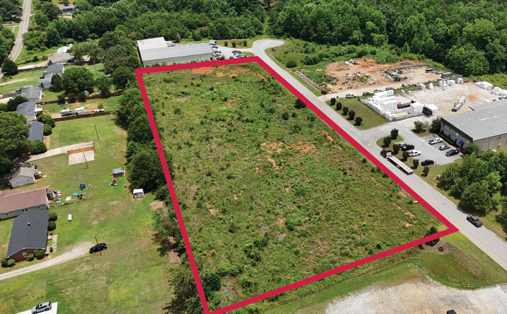 35 Construction Dr, Piedmont