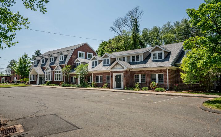 1170 Ellington Road, South Windsor
