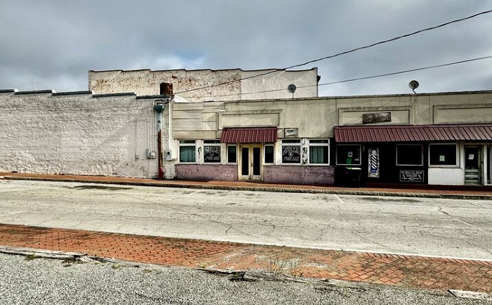 102 Beaver St., Montezuma