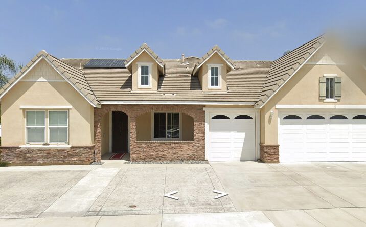 32350 Hearth Glen Ct, Winchester
