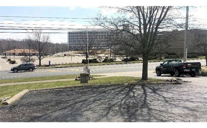 Montgomery Road, Montgomery