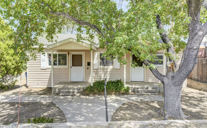 116 E Leroux Street, Prescott