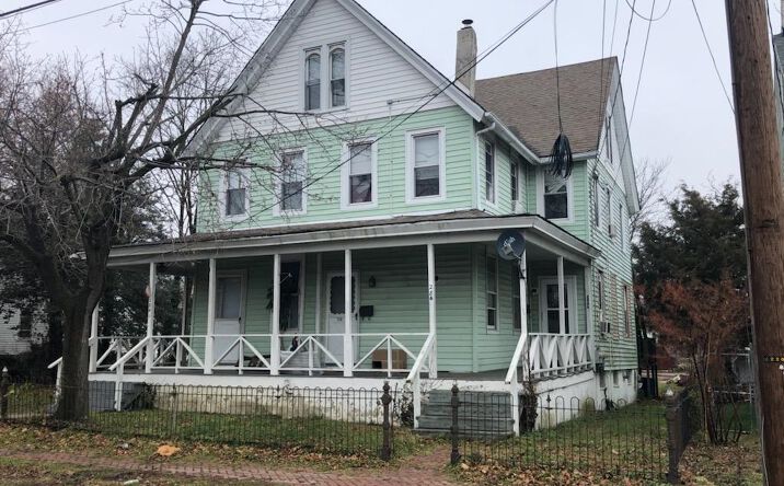 284-286 Grant Street, Salem