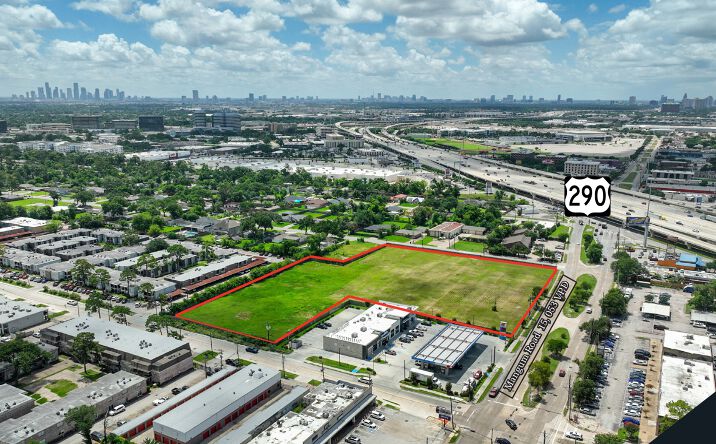 2800-2802 Mangum Road, Houston