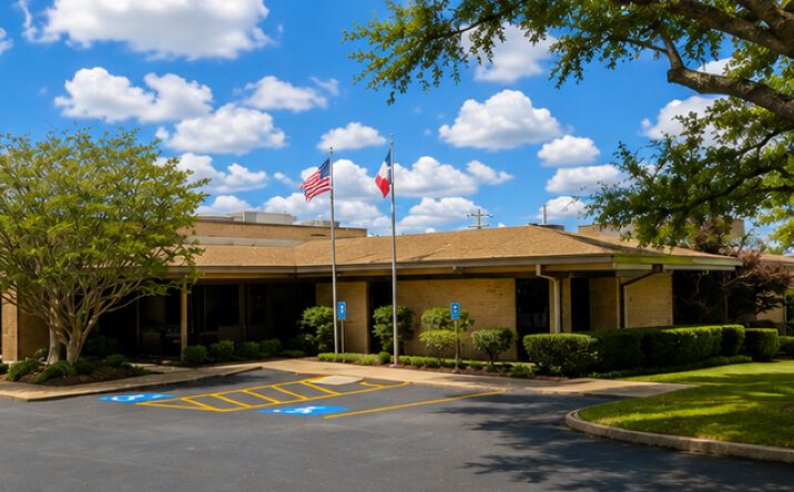 410 N CTR ST, LONGVIEW