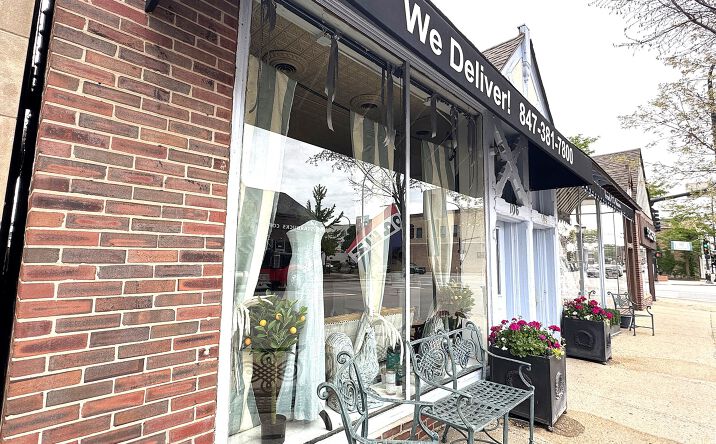 118 W Main Street, Barrington