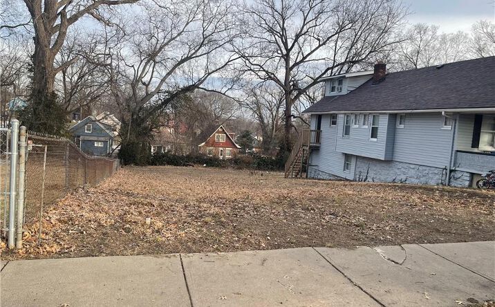 3619 Askew Avenue, Kansas City