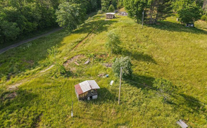 290 Stiles Road, Turtletown