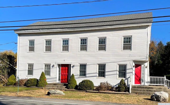 826 Route 203, Austerlitz