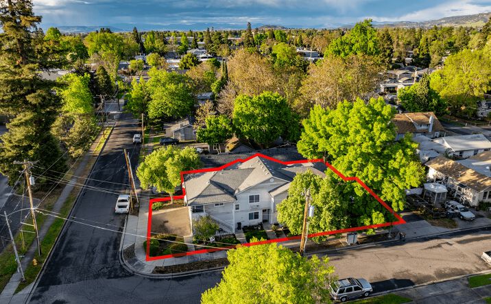 139 Almond St, Medford