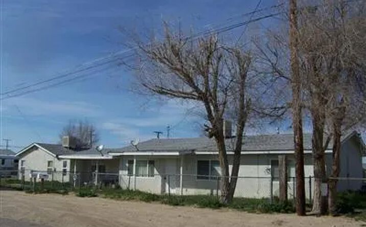 25450 Jade Road, Barstow
