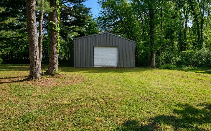 5323 E Pine Street, Knox