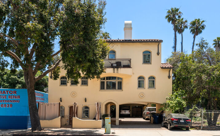 42-46 E Thompson Boulevard, Ventura