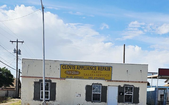 711 W Seventh Street, Clovis