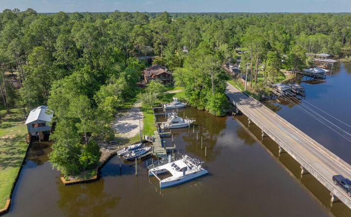 24790 COUNTY RD 20, ELBERTA