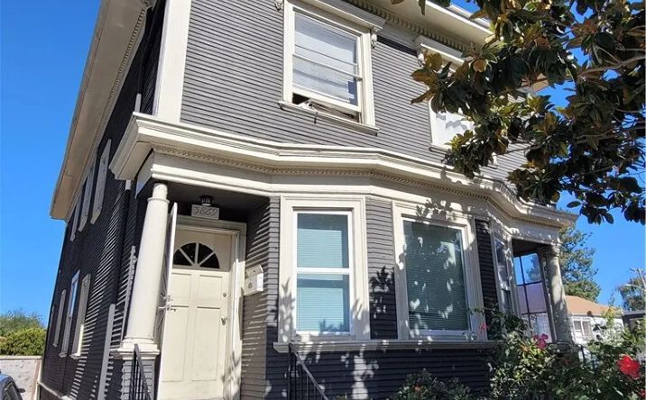 3869 Martin Luther King Jr. Way, Oakland