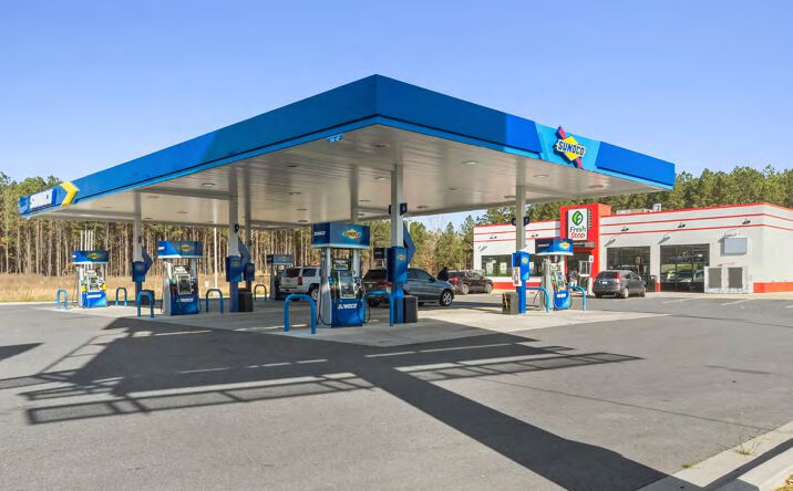 7209 East Grand Avenue, Lonsdale