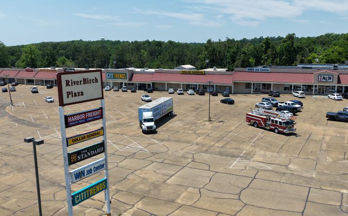 Grenada Plaza Shopping Center, Grenada