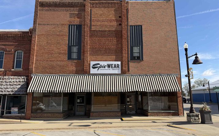 100 W Center, Monona