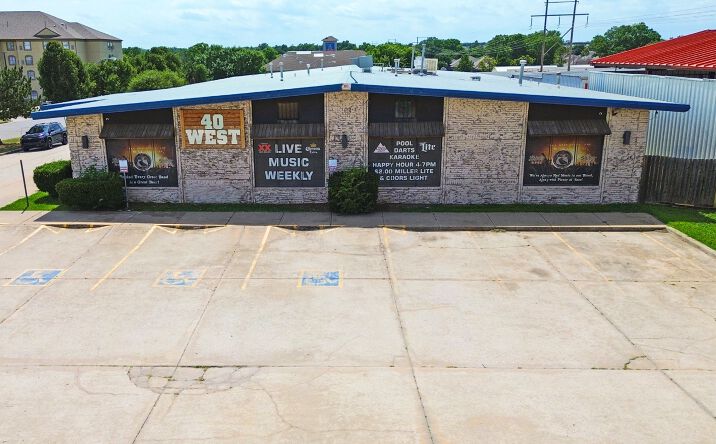 501 N Mustang Rd, Yukon