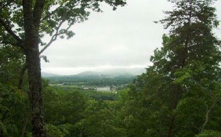 Chatuge Crest, Hayesville