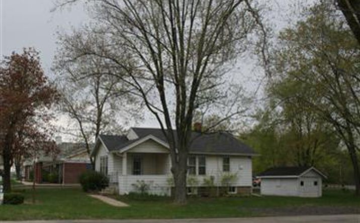 1381 E Napier Avenue, Benton Harbor