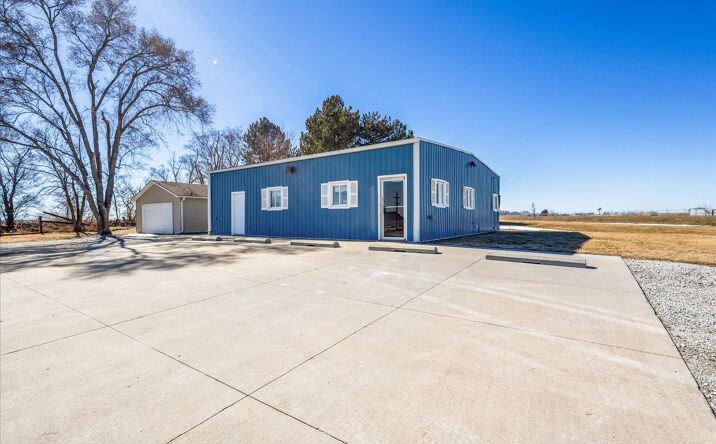 1555 County Road 16, Wahoo