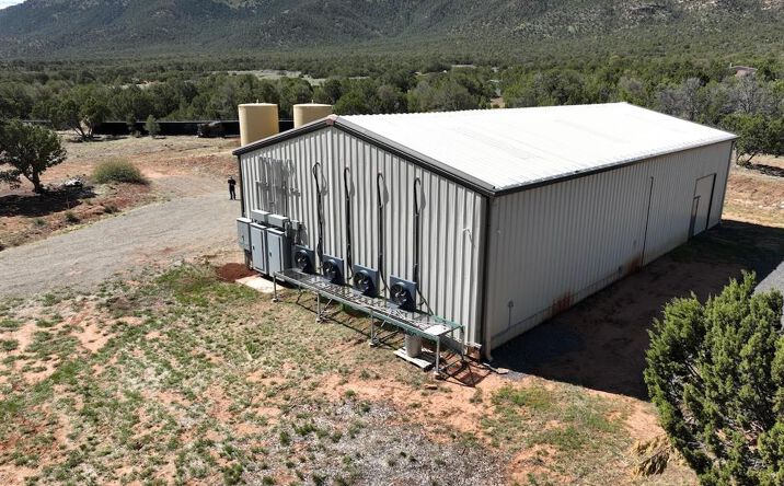 2116 Frontage Rd., Illfeld
