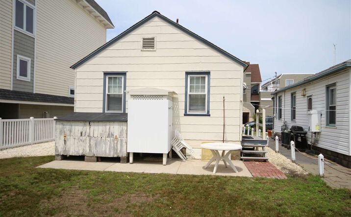 311 83rd Street, Stone Harbor