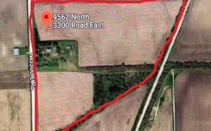 9562 N 3300 Road E, Chatsworth