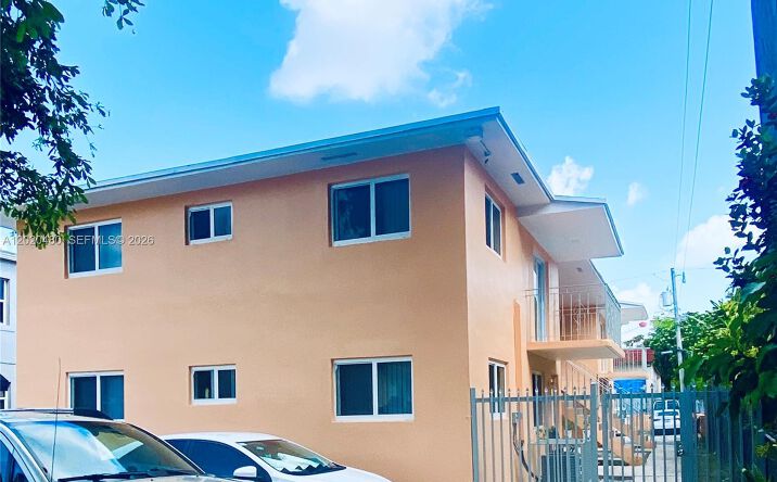 1121 NW 4  ST, Miami