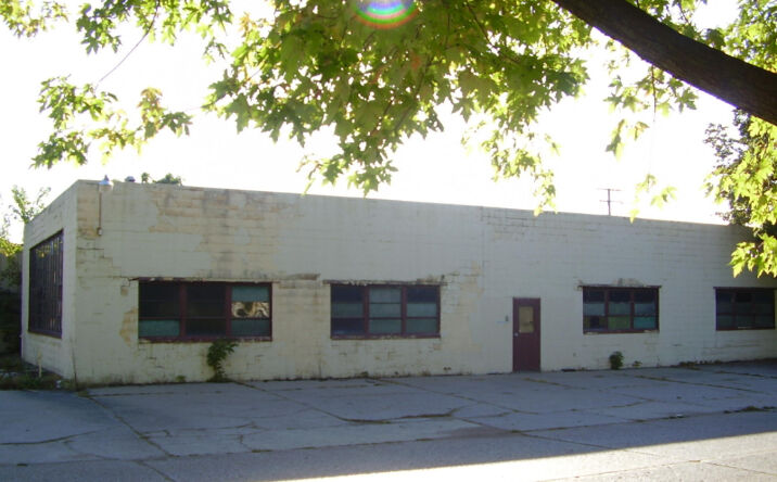 1099 Milton Street, Benton Harbor