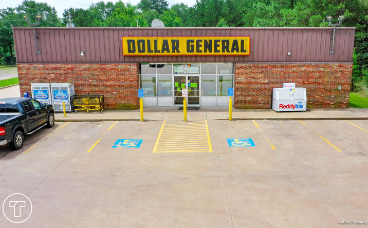 611 W Broadway St, Big Sandy