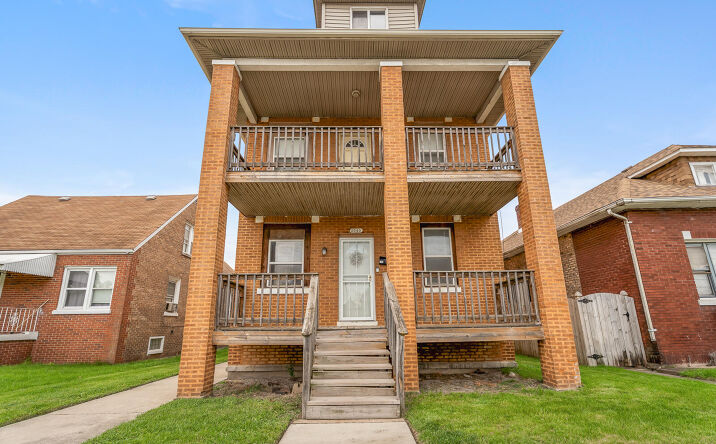 5040 Walsh Avenue, East Chicago