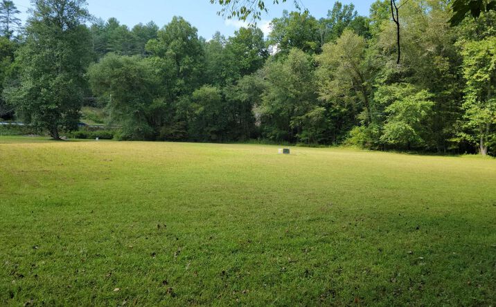 Martins Creek Road, Murphy