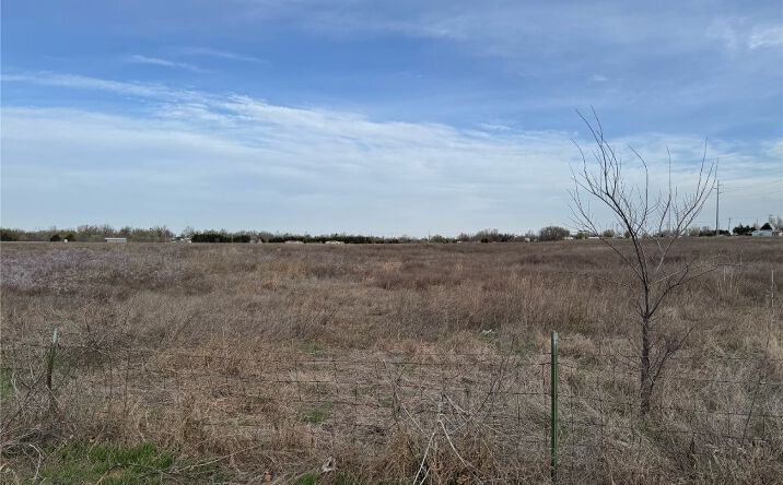 1 W Cimarron Boulevard, Crescent