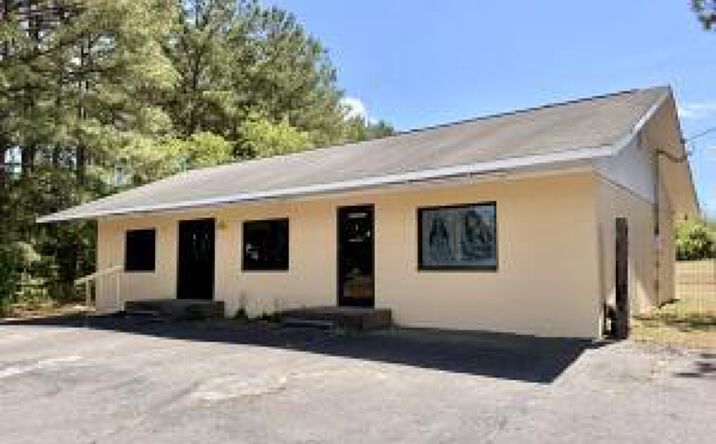 557 Old Cheraw Hwy, Rockingham