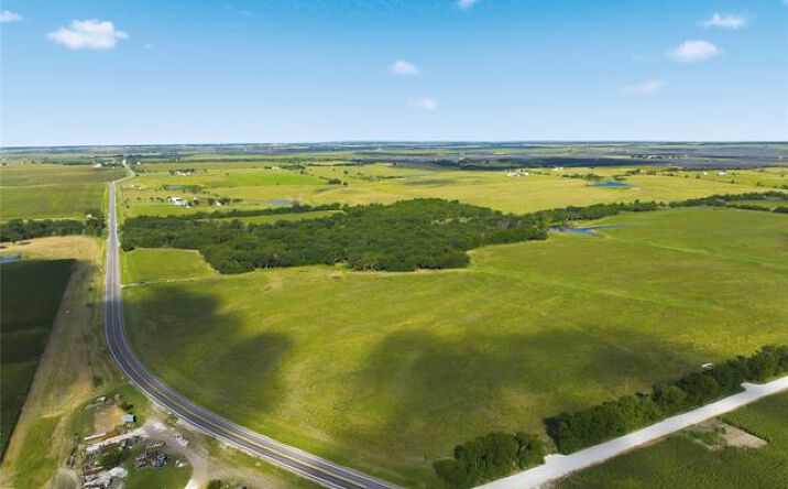 Tract 1 FM 2114, Abbott