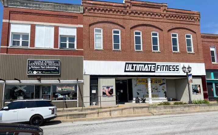 119 & 121 S MAPLE STREET, Eldon