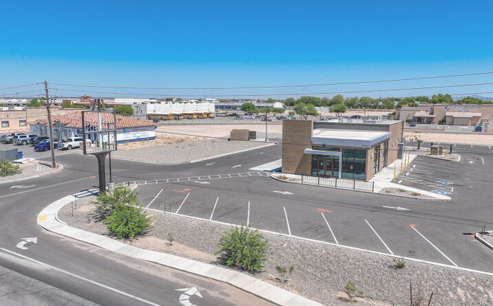 2050 East Cesar Chavez Boulevard, San Luis