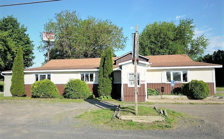 3326 Rt 9, Livingston