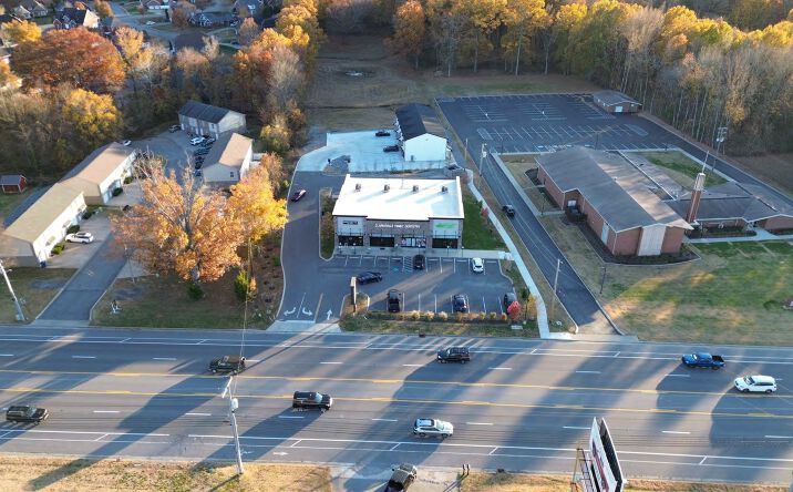 3276 Hwy 41A S, Clarksville